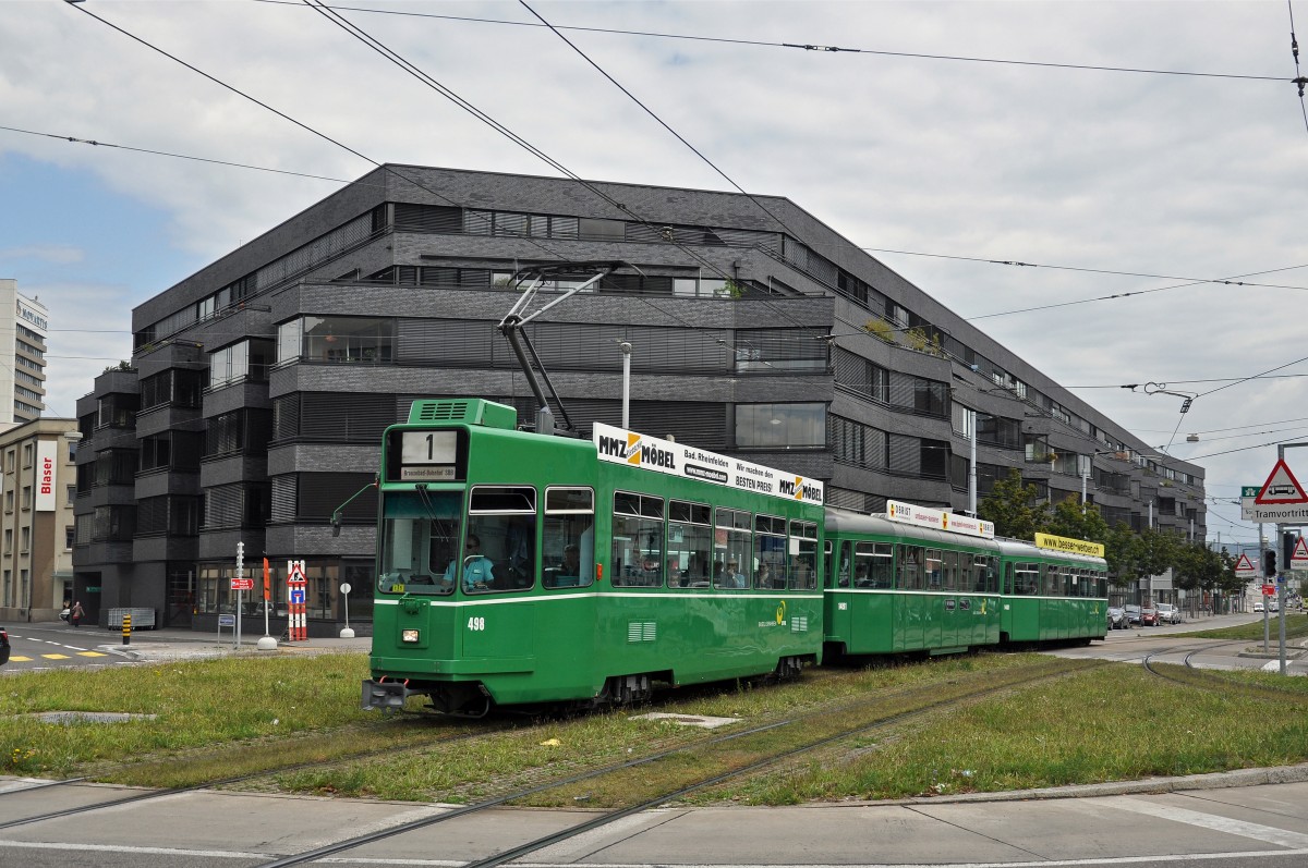 Be 4/4 498 zusammen mit dem B 1491 S und dem B 1461 auf der Linie 1 fahren zur Haltestelle Bahnhof St. Johann. Die Aufnahme stammt vom 02.09.2014.