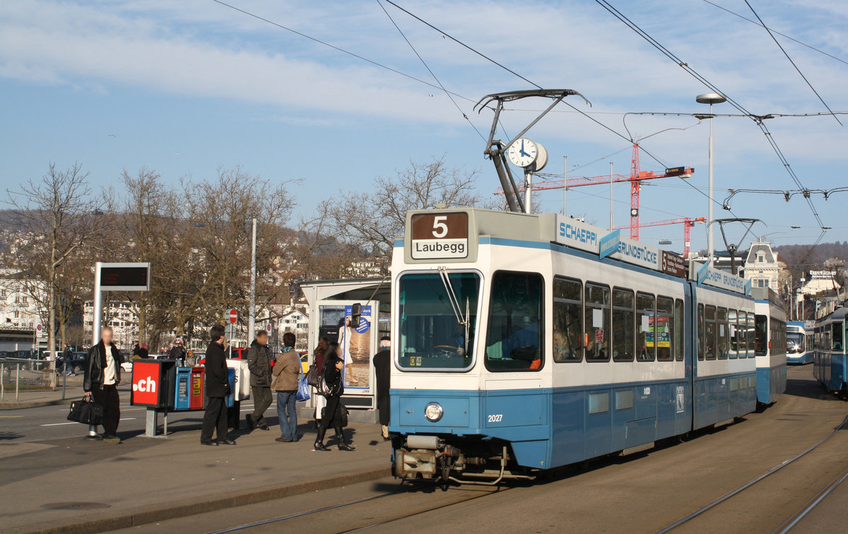 Be 4/6 2027 am Bürkliplatz am 28.02.2009.