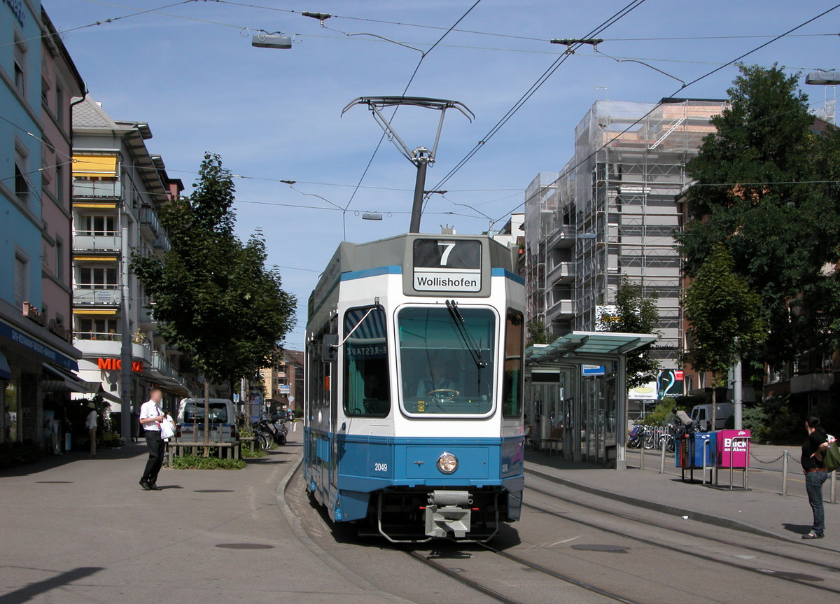 Be 4/6 2049 beim Schaffhauserplatz am 08.09.2008.