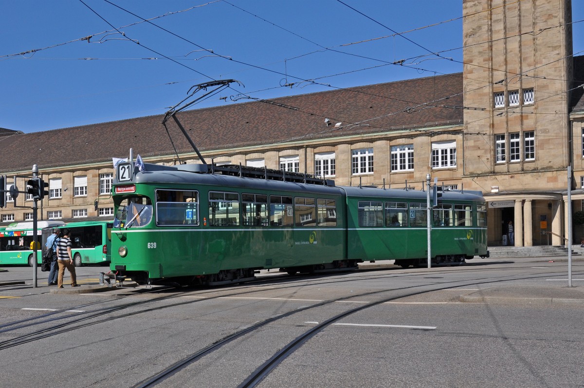Be 4/6 639 auf der Linie 21 verlässt den Badischen Bahnhof. Die Aufnahme stammt vom 15.07.2014.
