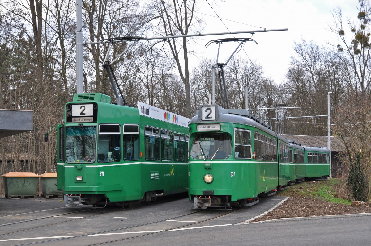 Be 4/6 Düwag 637 zusammen mit dem Be 4/6 S 678 auf der Linie 2 in der Schlaufe am Eglisee. Die Aufnahme stammt vom 04.02.2015.