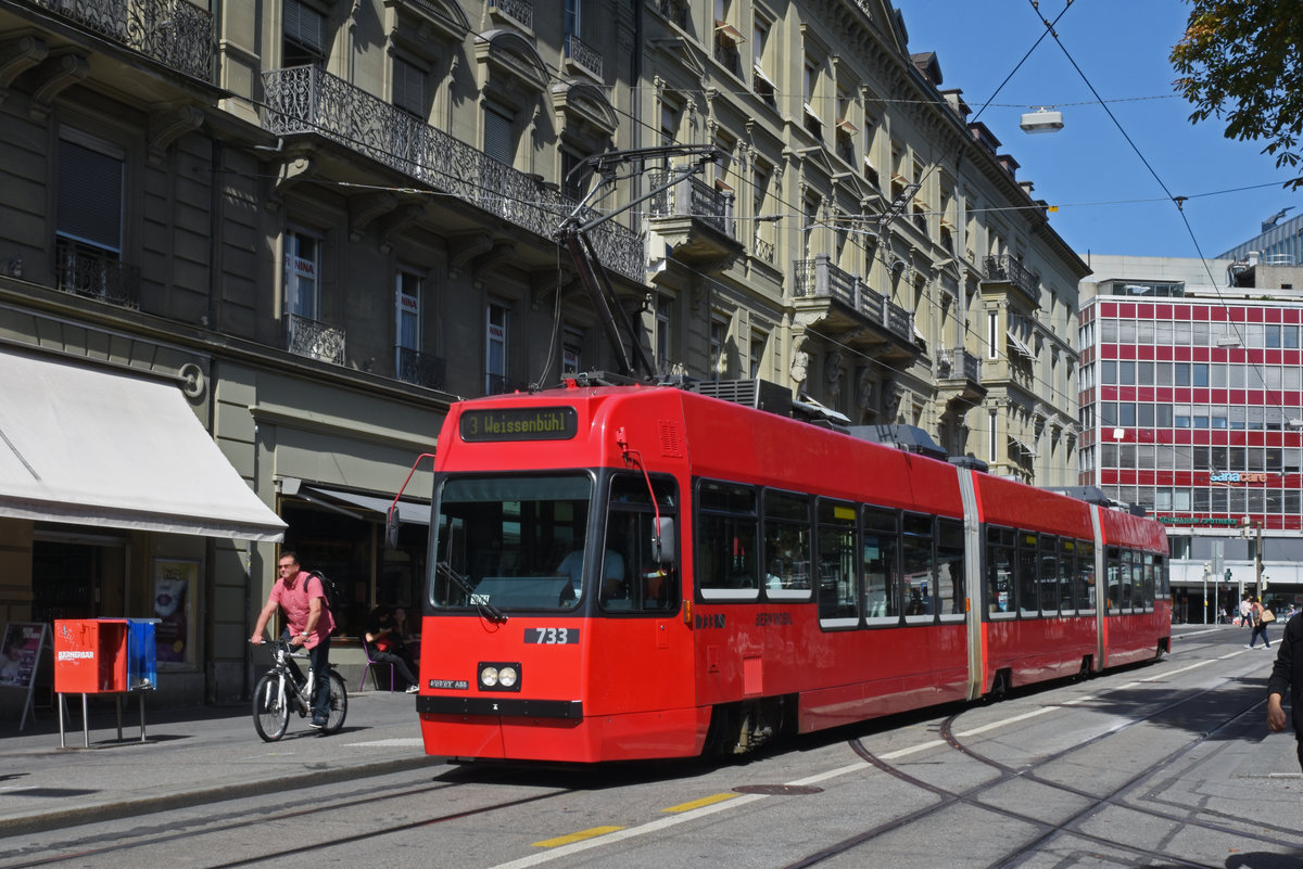 Be 4/6 Vevey Tram 733, auf der Linie 3,bedient die Haltestelle Hirschengraben. Die Aufnahme stammt vom 16.09.2019.