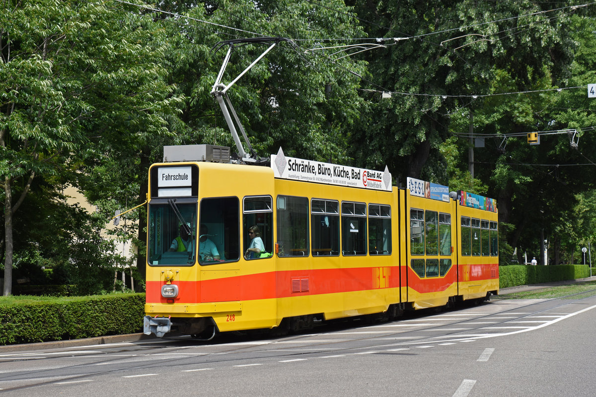 Be 4/8 248, fährt mit der Fahrschule der BLT Richtung Aeschenplatz. Die Aufnahme stammt vom 26.05.2018.
