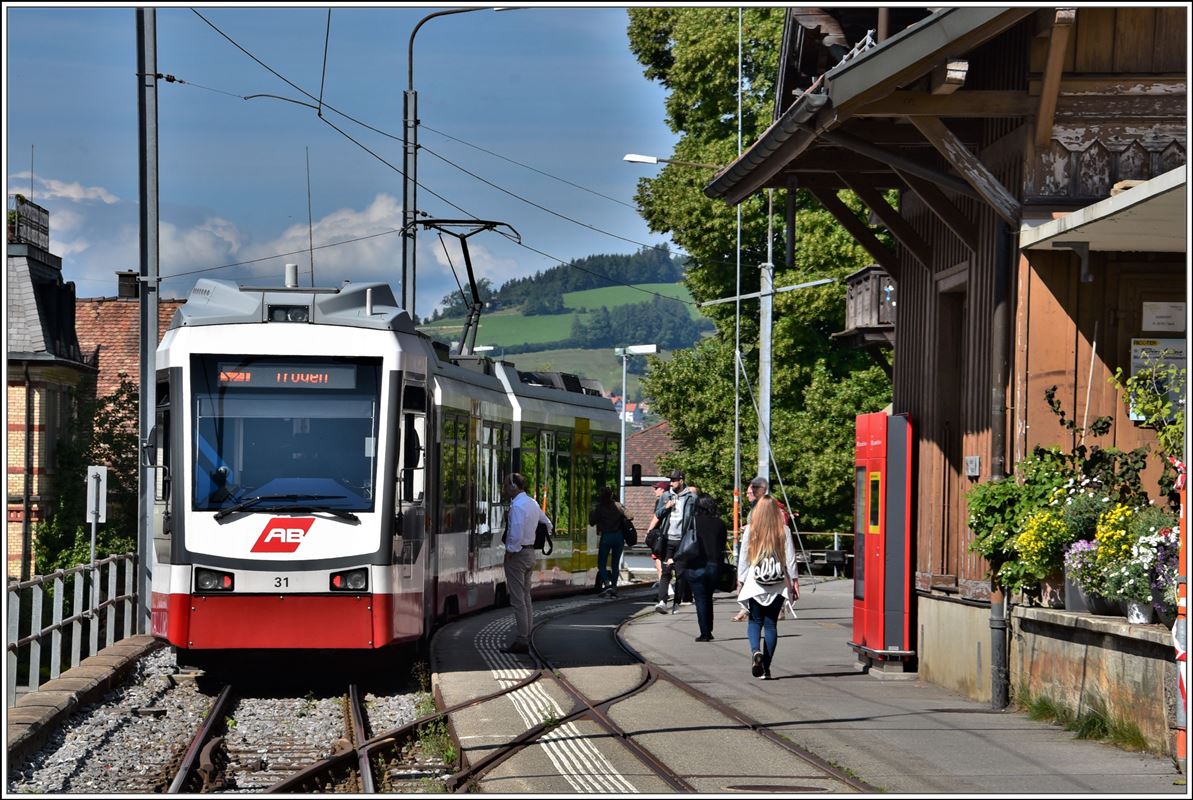 Be 4/8 31 im Endbahnhof Trogen. (25.06.2018)