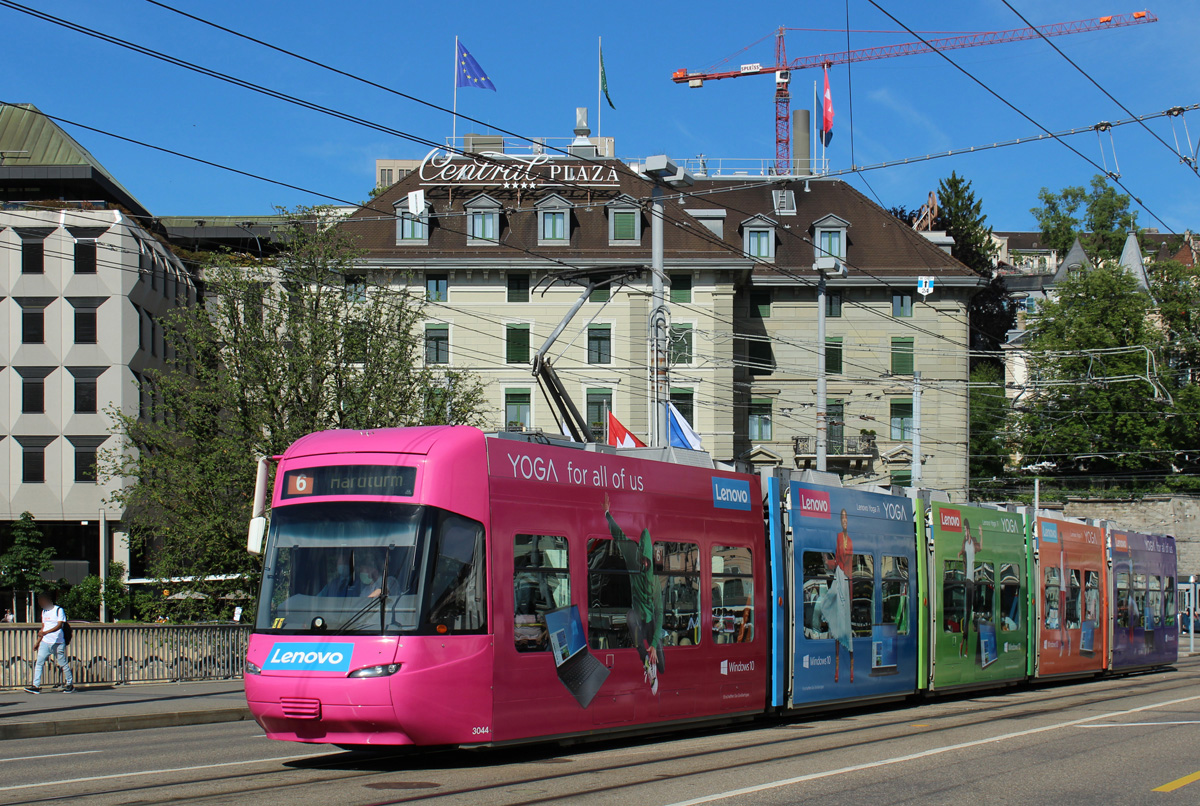 Be 5/6 3044 beim Central am 15.06.2021.