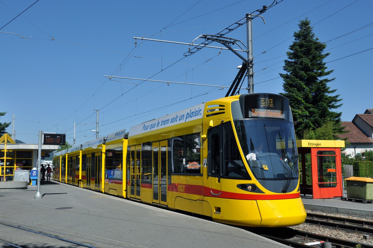Be 6/10 Tango 154 auf der Linie 10 an der Station Ettingen. Die Aufnahme stammt vom 01.07.2014.