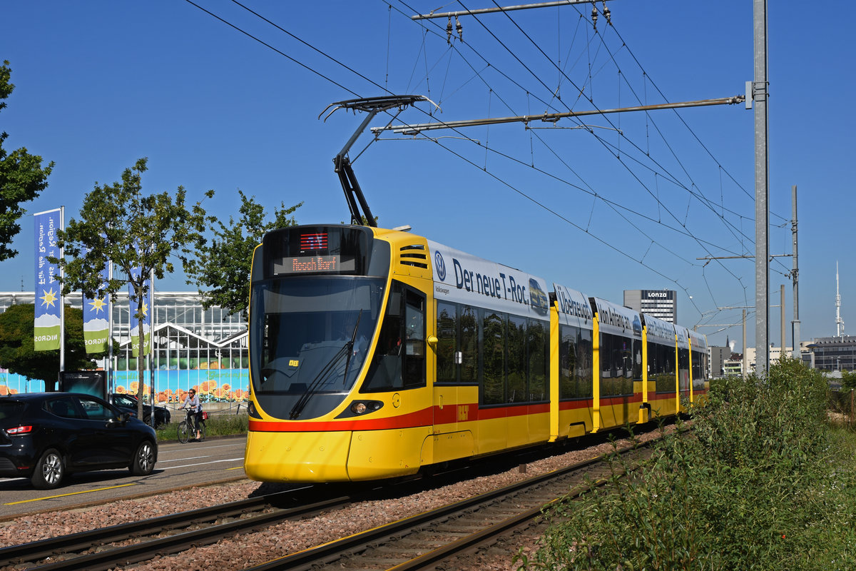 Be 6/10 Tango 174, auf der Linie 11, fährt zur Haltestelle M-Parc. Die Aufnahme stammt vom 04.09.2019.