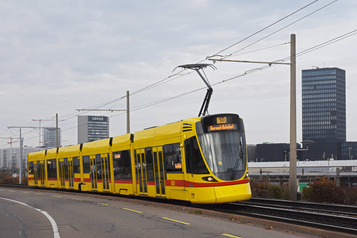 Be 6/10 Tango 178, auf der Linie 10, fährt zur Haltestelle M-Parc. Die Aufnahme stammt vom 05.12.2018.