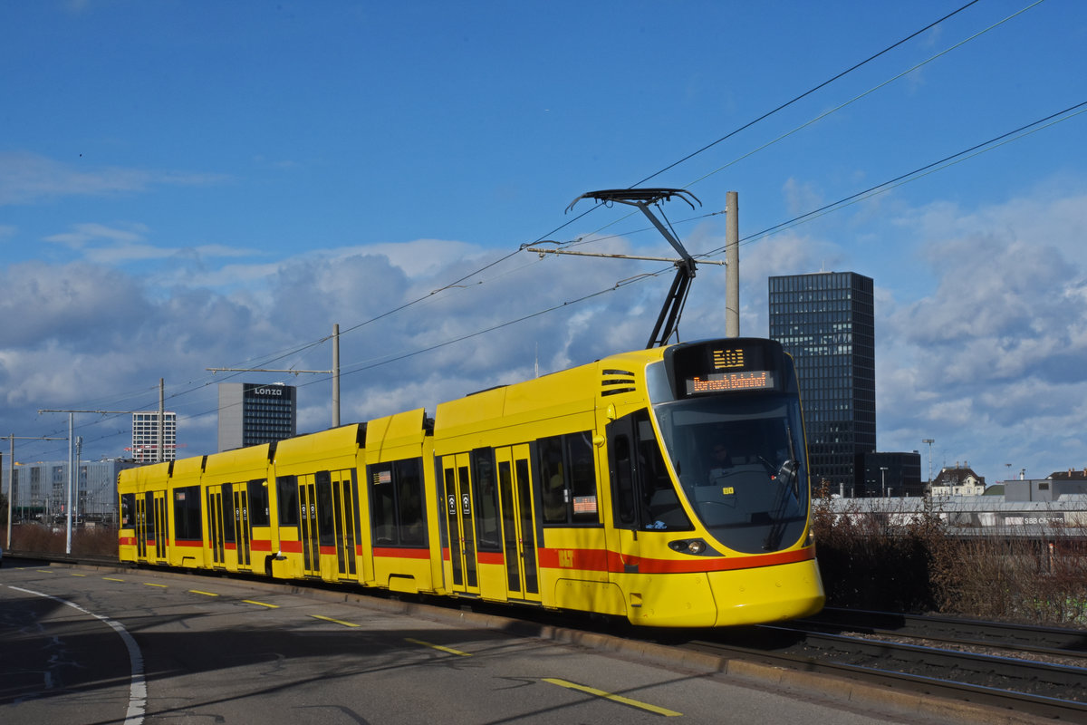 Be 6/10 Tango 178, auf der Linie 10, fährt Richtung Haltestelle M-Parc. Die Aufnahme stammt vom 28.01.2020.