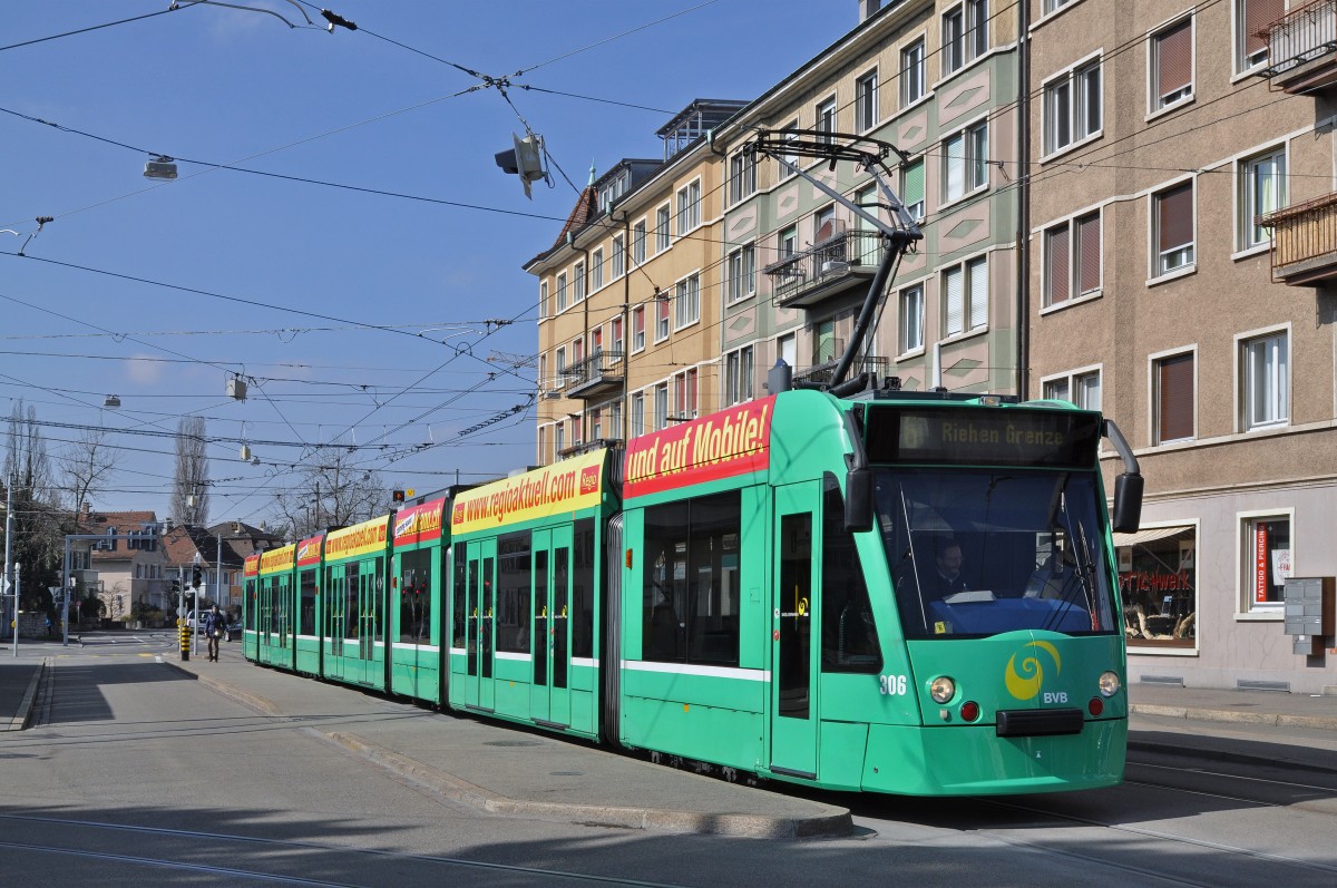 Be 6/8 306, auf der Linie 6, bedient die Haltestelle Morgartenring. Die Aufnahme stammt vom 09.03.2016.