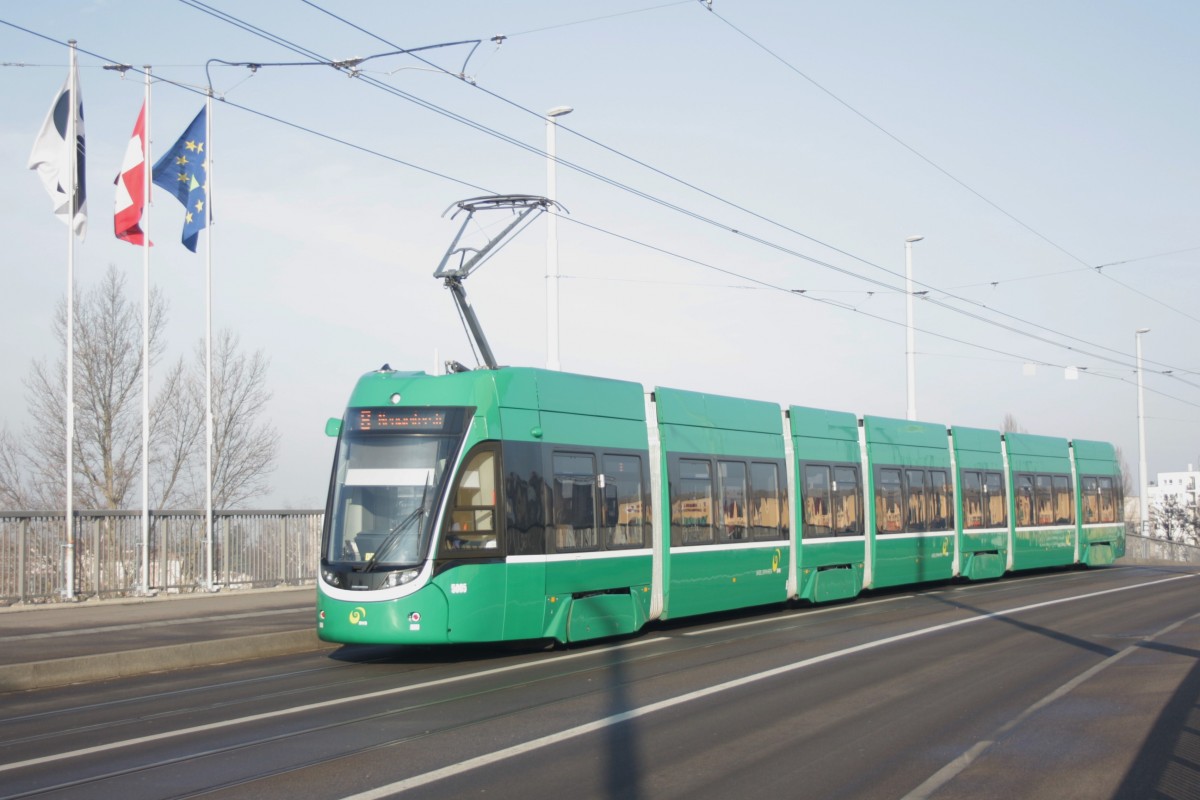 Be 6/8 - 5005 auf der Hiltalinger Brücke am 22.01.2016