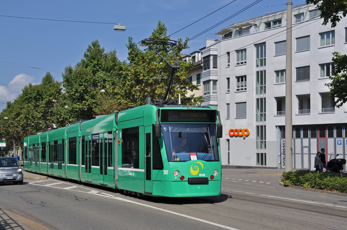 Be 6/8 Combino 301 auf einer Dienstfahrt zum Depot Allschwilerstrasse. Die Aufnahme stammt vom 16.09.2014.