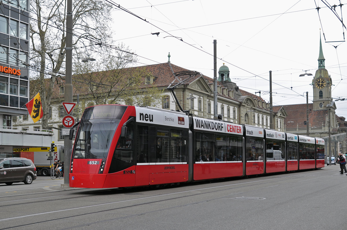 Be 6/8 Combino 652, auf der Linie 9, fährt Richtung Bubenbergplatz. Die Aufnahme stammt vom 09.05.2016.