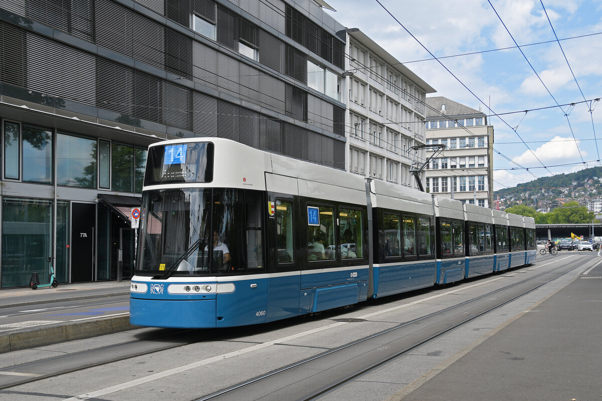 Be 6/8 Fleity 4060, auf der Linie 14, bedient am 24.07.2026 die Haltestelle Sihlpost/HB. Aufnahme Z�rich.