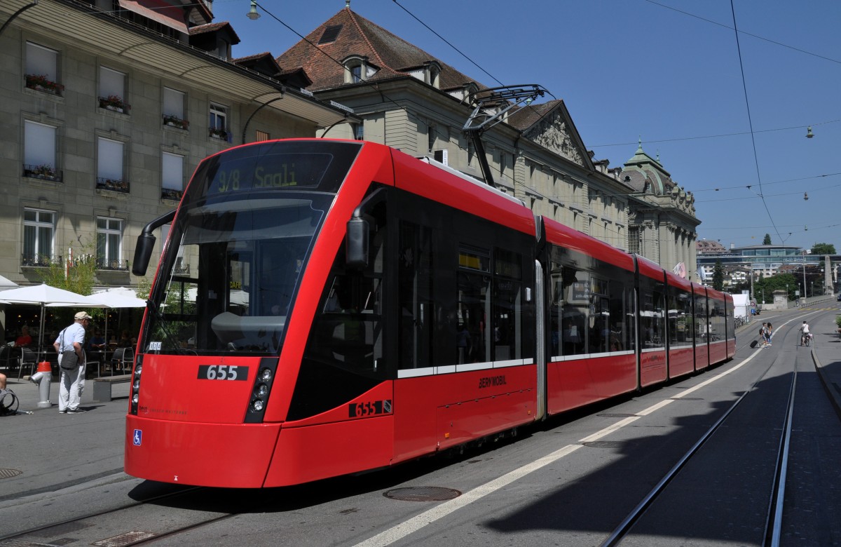 Be 6/8 mit der Betriebsnummer 655 auf der Linie 9/8 an der Haltestelle Zytglogge in Bern. Die Aufnahme stammt vom 05.08.2013.