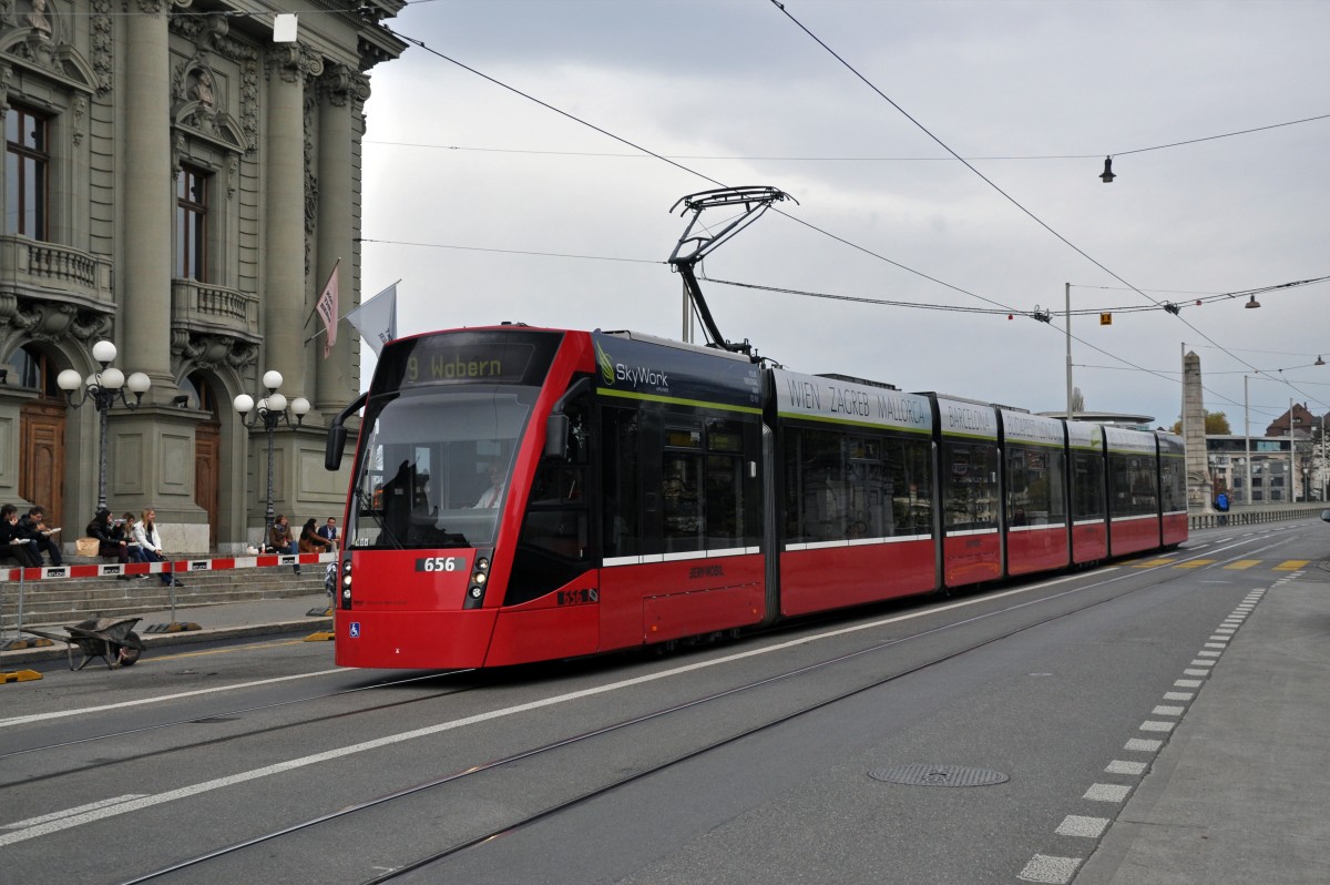 Be 6/8 mit der Betriebsnummer 656 beim Berner Stadttheater auf der Linie 9. Die Aufnahme stammt vom 08.11.2013