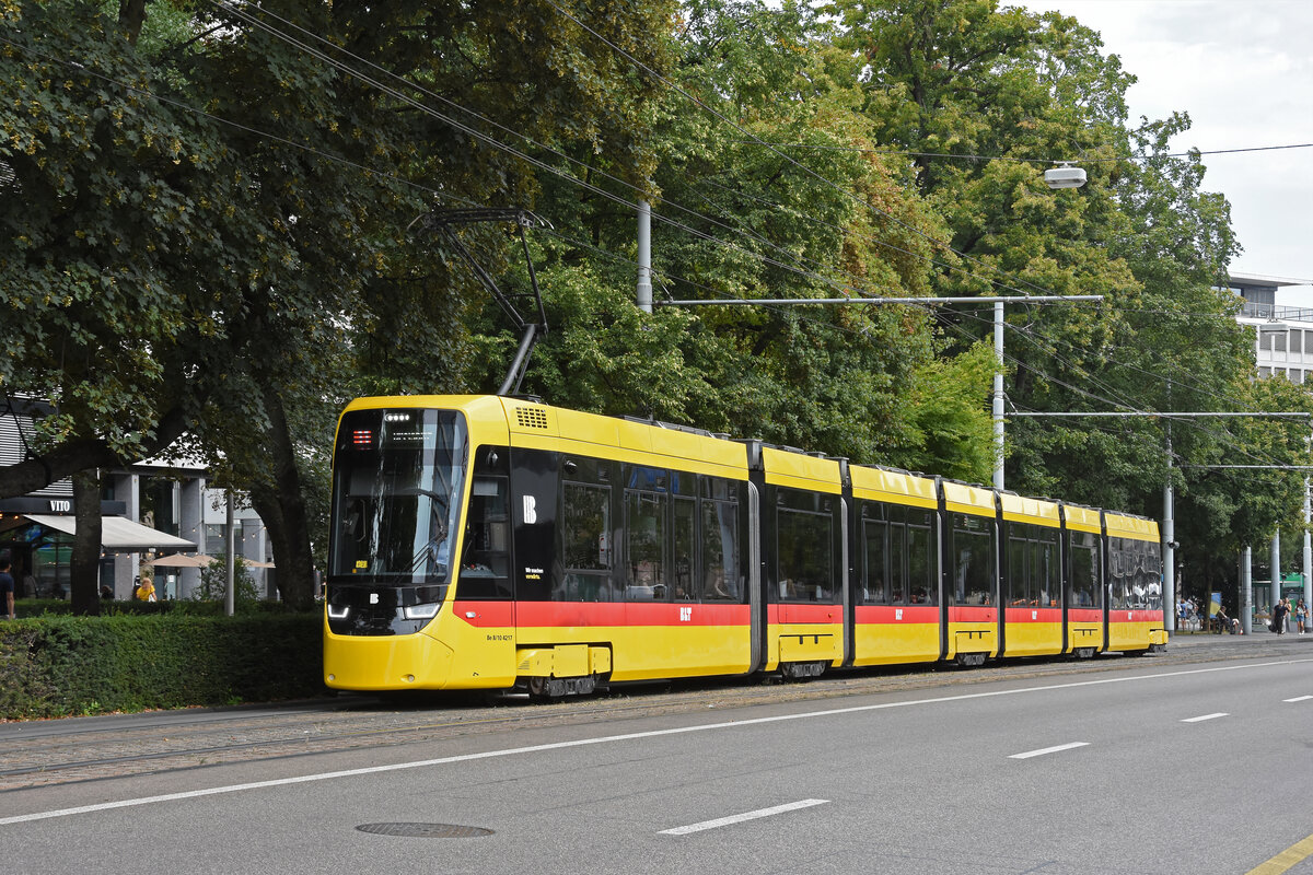Be 8/10 TINA 4217, auf der Linie 11, f�hrt am 10.08.2026 zur Haltestelle beim Bahnhof SBB. Aufnahme Basel.