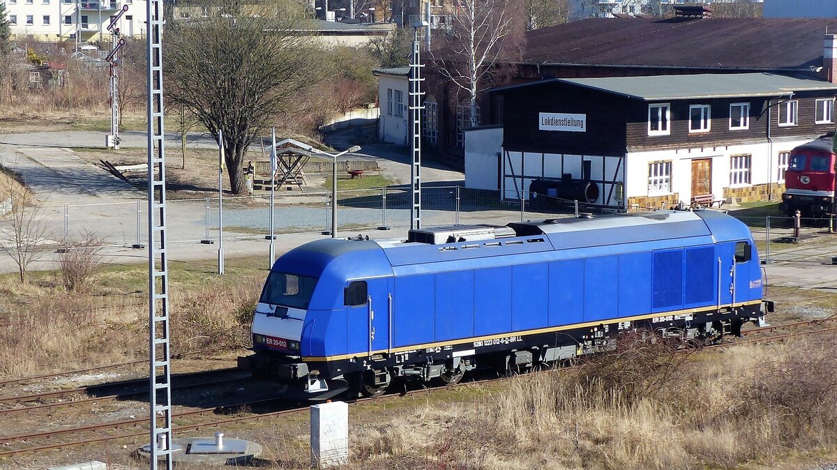Beacon Rail Ltd. ER 20-012, 9280 1223 012-6 D-BRLL beim pausieren in Gera am 10.3.2022