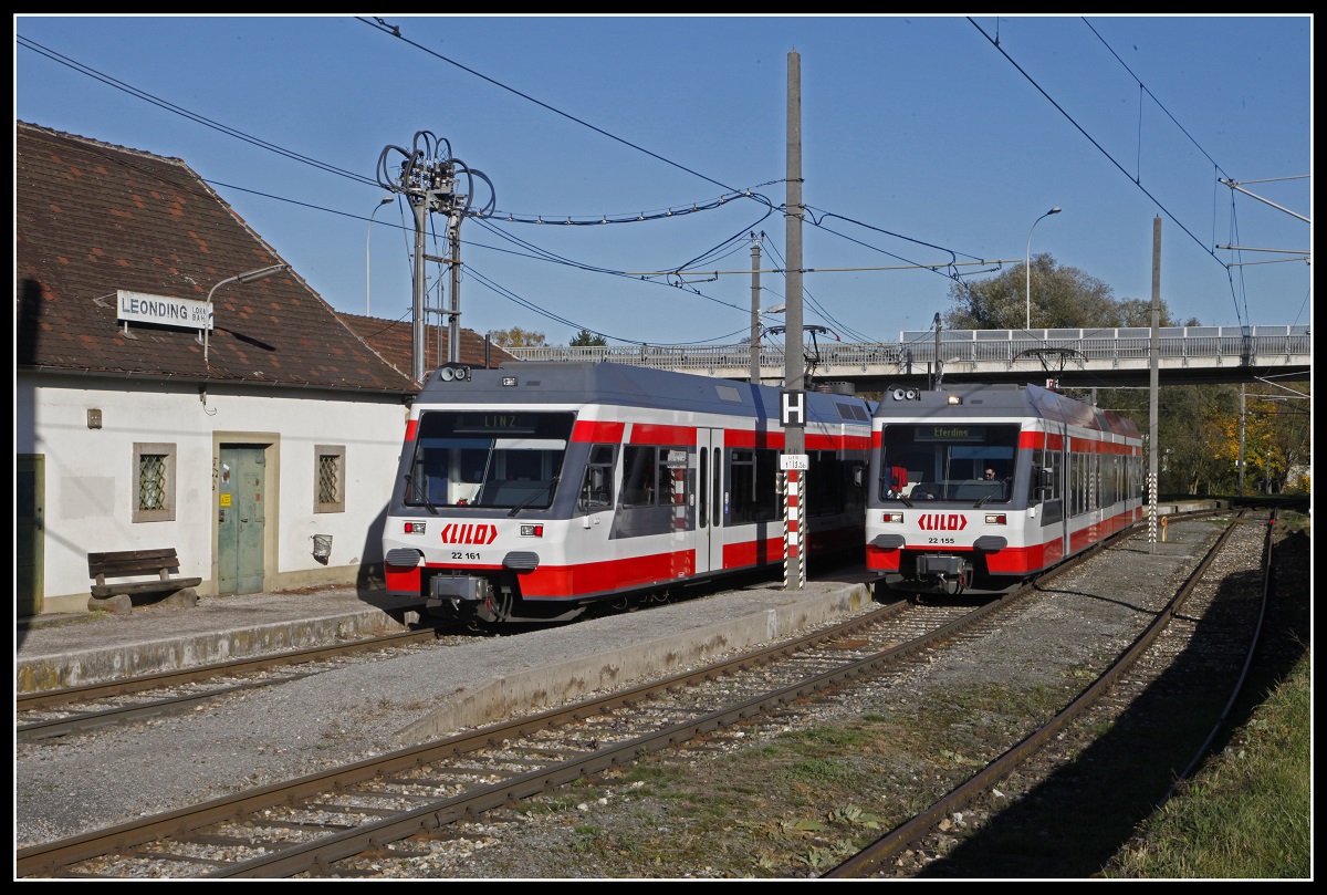 Begegnung von ET22 161 und ET22 155 in Leondig Lükalbahn am 4.11.2019.