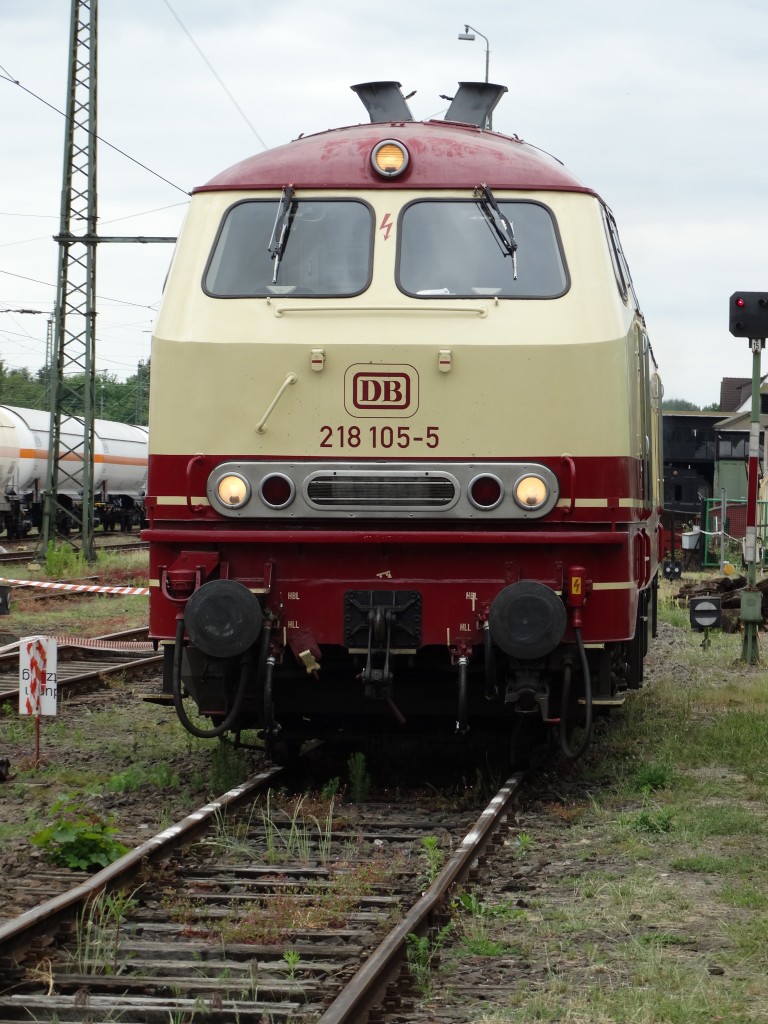 Bei den Bahnwelttagen am 30.05.14 in Darmstadt Kranichstein 218 105-5