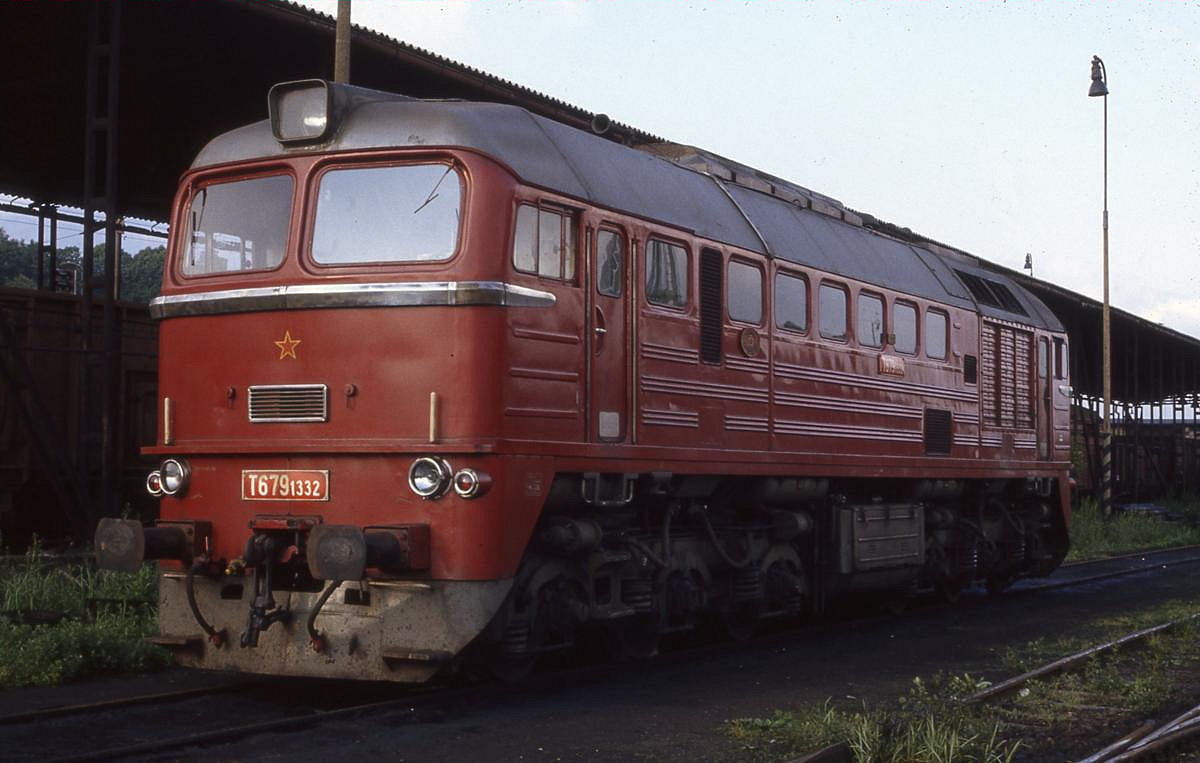 Bei meinem ersten Besuch am 18.6.1982 im Depot Sokolov waren die Sergej noch 
tadellos gepflegt. Sie wurden noch gebraucht. Das sieht man auch an dieser 
T 6791332.