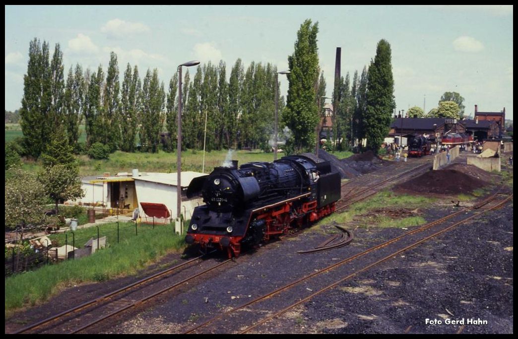 Beim Bahnbetriebsfest am 19.5.1991 in Staßfurt dampfte auch 411231 über das Gelände.