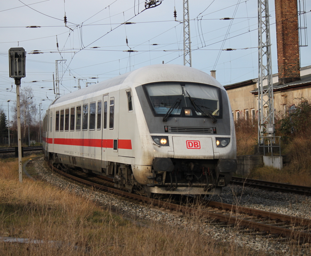 beim warten auf die Bundespolizei fuhr mir am 03.01.2014 IC 2182 von Kassel-Wilhelmsh�he nach Stralsund Hbf im Rostocker Hbf vor die Linse