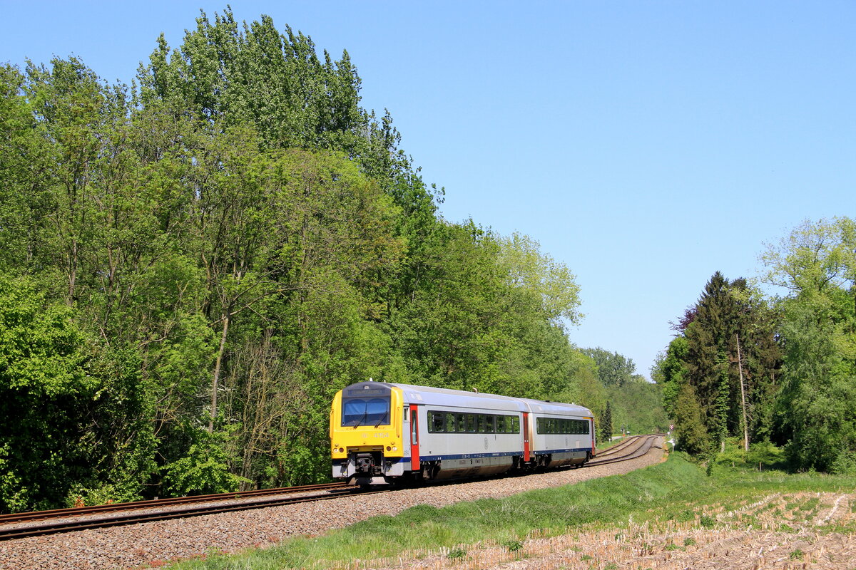 Belgiën
Triebzug 4154 vom SNCB mit einem Personenzug Gent-Sint-Pieters - Geraardsbergen, in Moortsele
5/5/2018