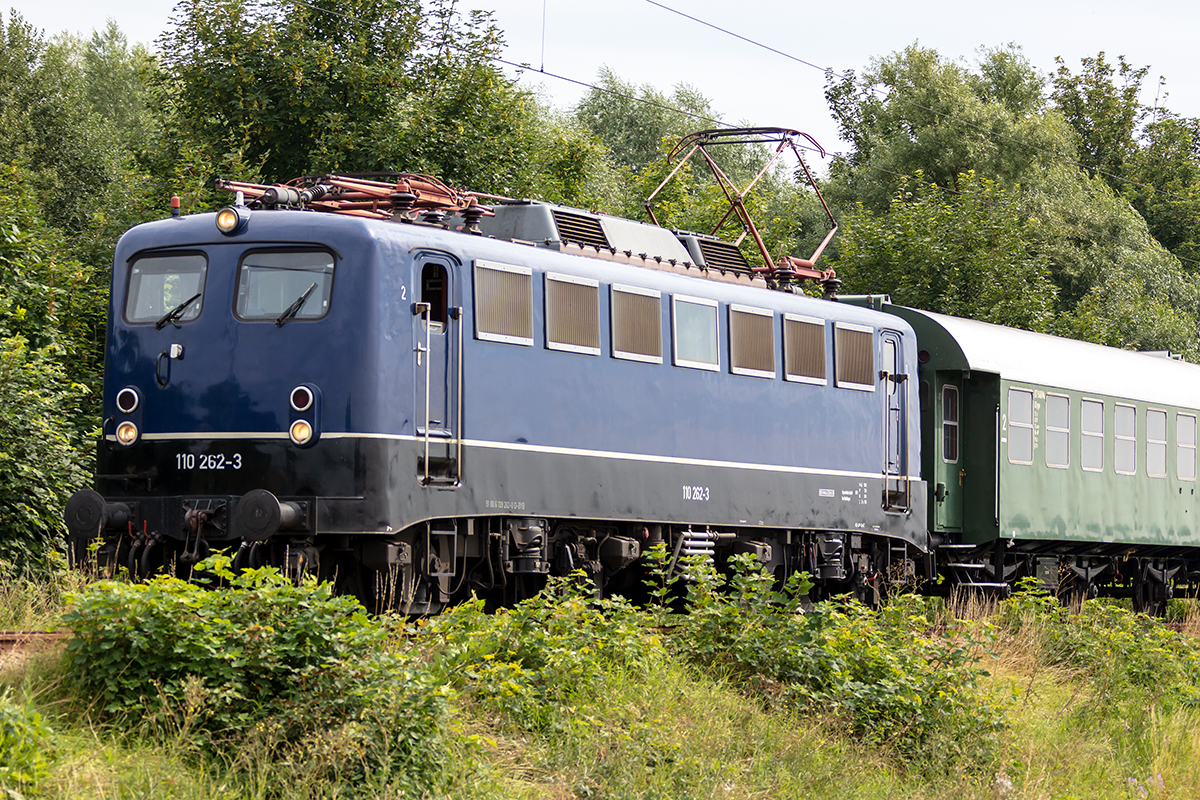 BEM, 110 262-3, 24.07.2021, Nördlingen ( Traktionswandel im Ries )