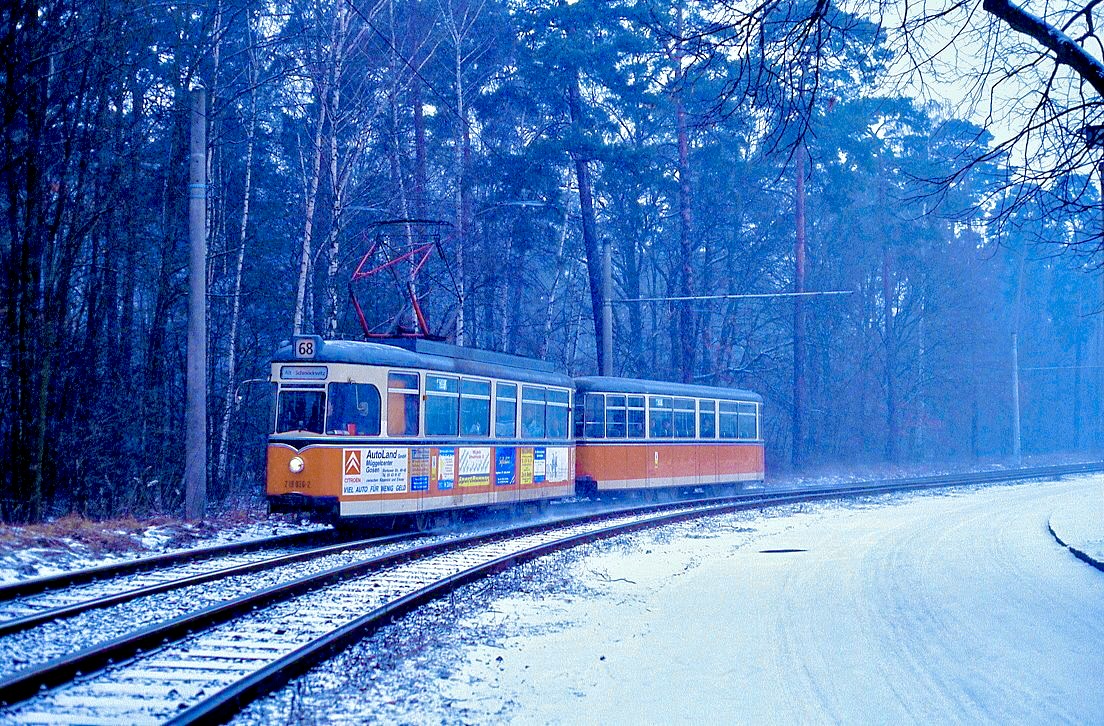Berlin 218 026 + 268 104, Sportpromenade, 19.02.1994.