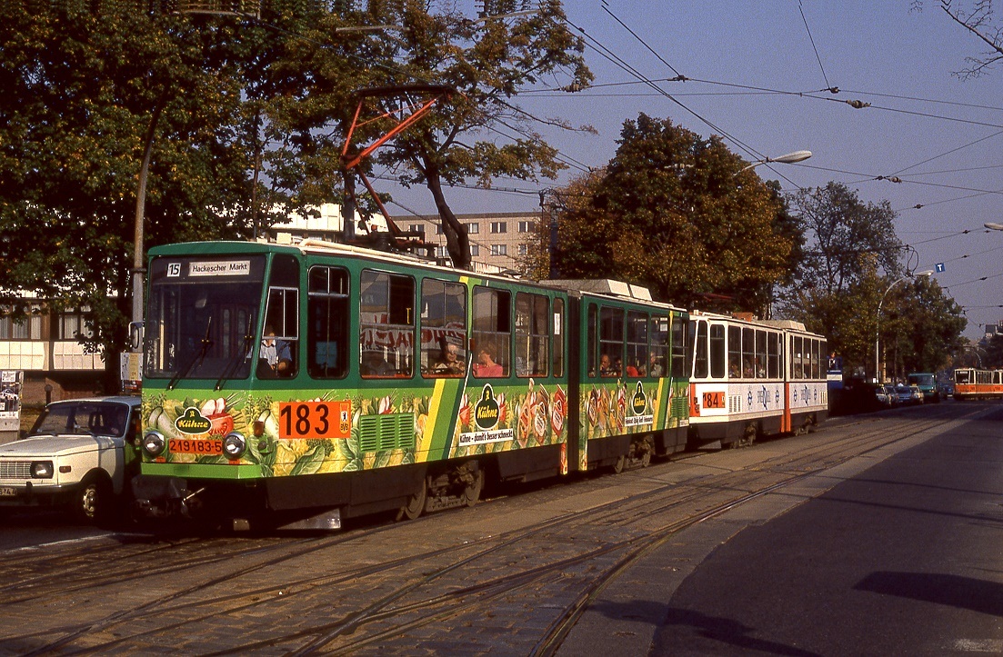 Berlin 219 183 + 219-184, Konrad Wolf Straße, 10.10.1991.

