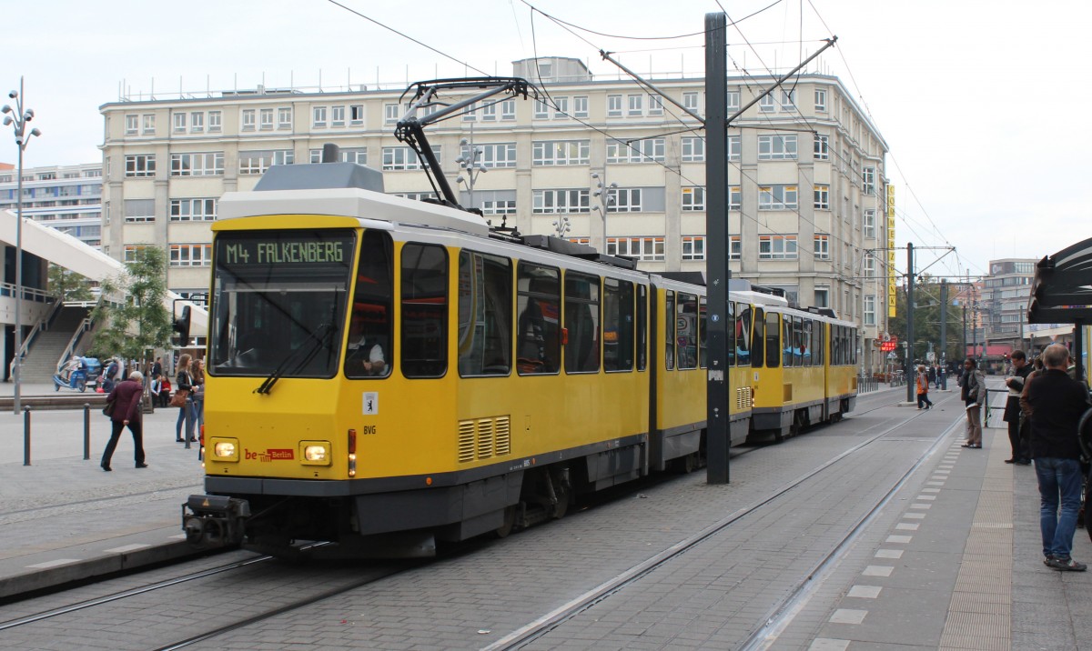 Berlin BVG SL M4 (KT4D) Mitte, Gontardstrasse (Hst. S+U Alexanderplatz / Gontardstrasse) am 16. Oktober 2014.