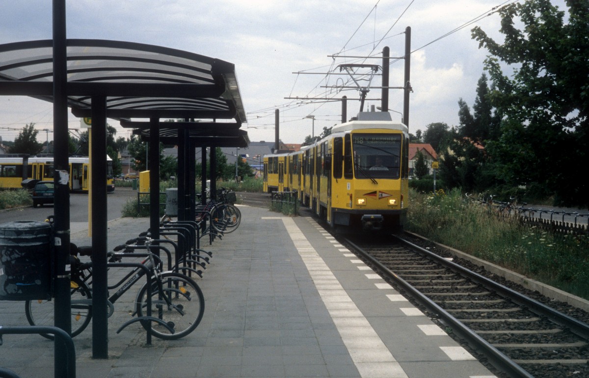 Berlin BVG SL M8 (KT4D 6137) Ahrensfelde im Juli 2005.