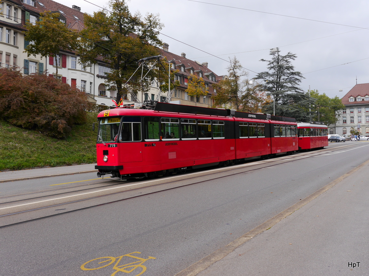 Bern Mobil / Tramverein Bern - Oldtimer Be 8/8  719 mit Beiwagen B 327 unterwegs an der Tramparade anlässlich der 125 Jahr Feier des Berner Tram am 11.10.2015