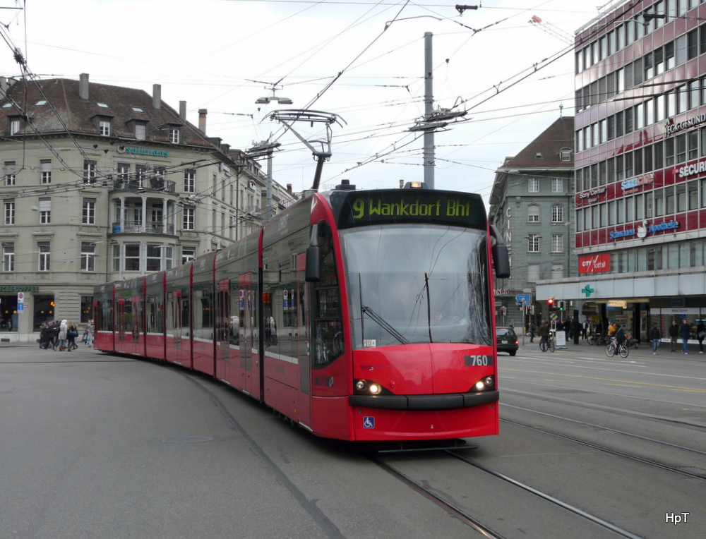 Bern mobil - Tram Be 6/8 760 unterwegs auf der Linie 9 in Bern am 01.03.2014