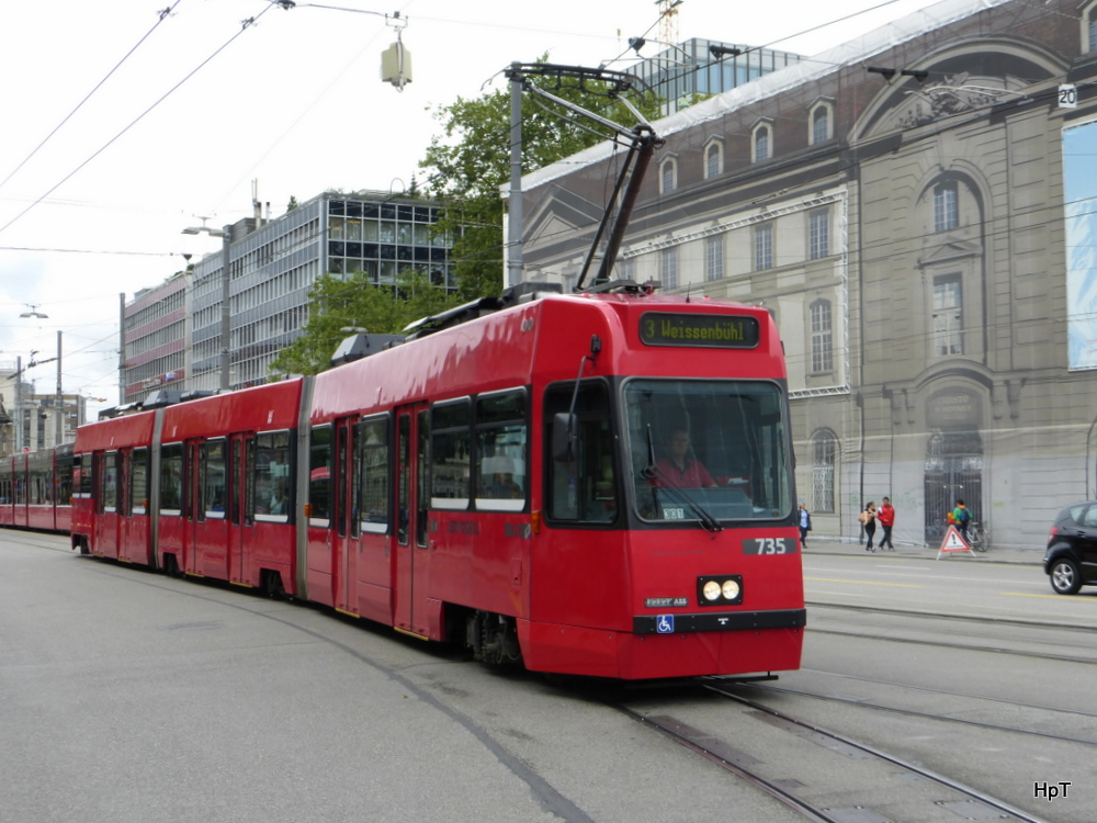 Bern mobil - Tram Be 4/8 735 unterwegs auf der Linie 3 in der City von Bern am 29.07.2014