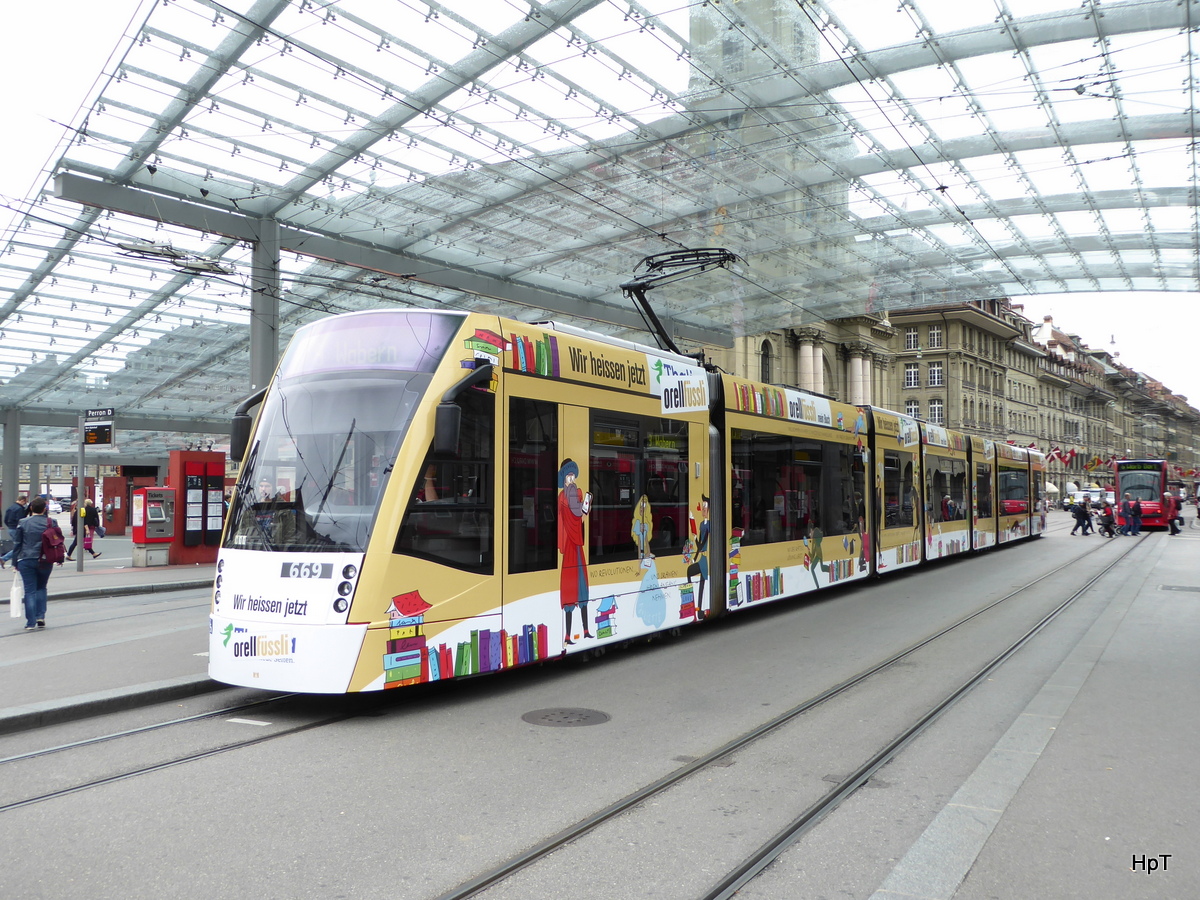 Bern Mobil - Werbetram Be 4/6 669 unterwegs auf der Linie 9 in der Stadt Bern am 21.06.2016