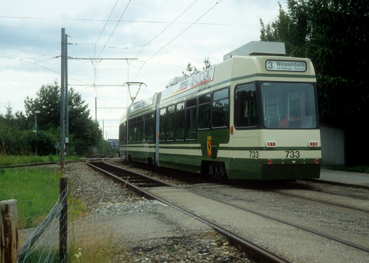 Bern SVB Tram 3 (ACMV/DÜWAG/ABB Be 4/8 733) Saali am 7. Juli 1990.
