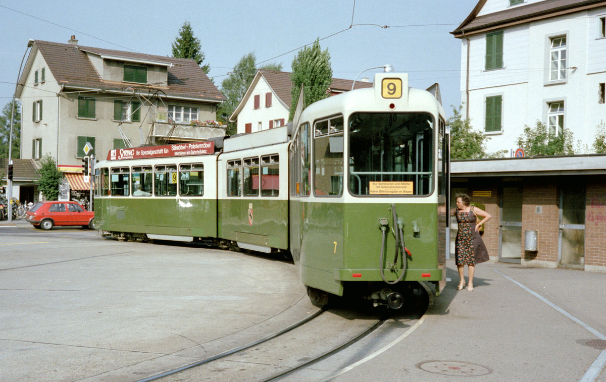 Bern SVB Tram 9 (SWS/BBC/SAAS Be 8/8 7) Seftigenstrasse / Wabern (Endst.) am 29. Juli 1983. - Scan eines Farbnegativs. Film: Kodak Safety Film 5035. Kamera: Minolta XG-1.
