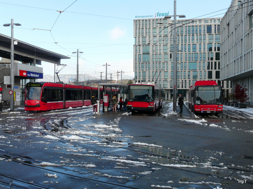 Bernmobil - Tram Be 6/8  760 unterwegs auf der Linie 9 bei der Haltestelle Bern Wankdorf am 30.11.2013