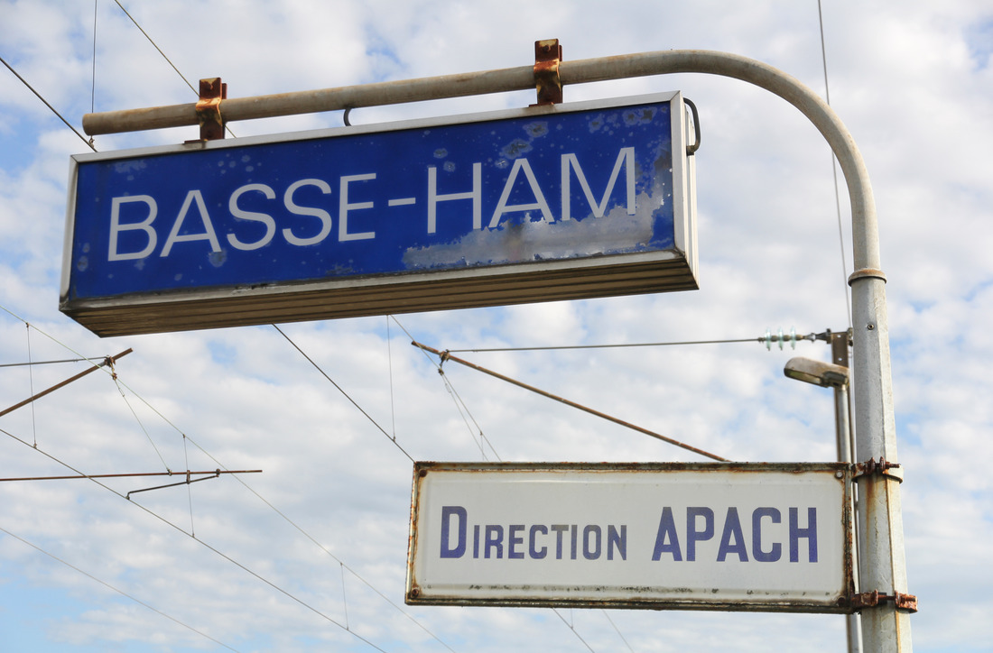 Beschilderung des Haltepunkts Basse-Ham. Aufgenommen am 11. Oktober 2019.