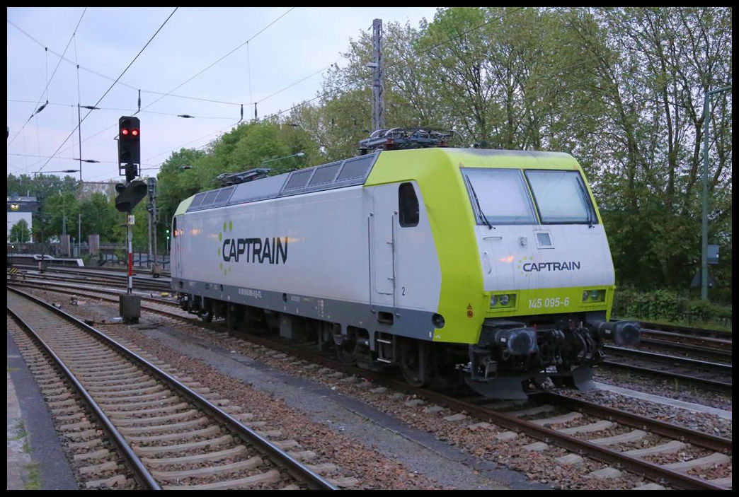 Betriebspause für die Captrain 145095-6 am 11.5.2019 im oberen Bereich des HBF Osnabrück.