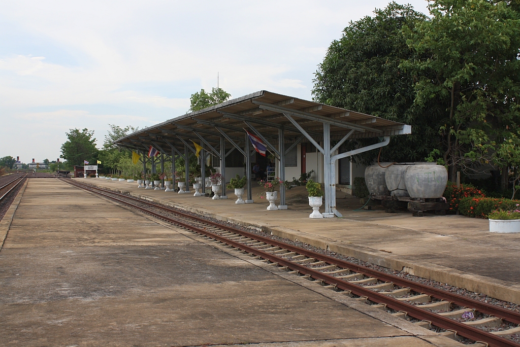 Bf. Ongkharak, Blickrichtung Kaeng Khoi Junction, am 29.Mai 2013.