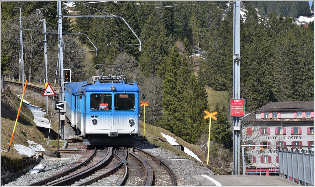 Bhe 2/4 14 und Bt 24 in Klösterli. (20.04.2018)