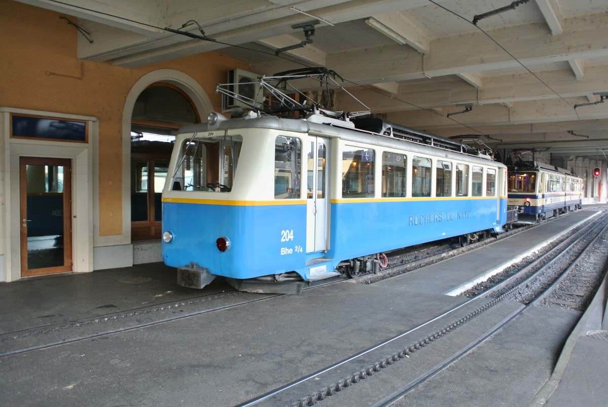 Bhe 2/4 Nr. 204 abgestellt in Montreux, 08.12.2015.