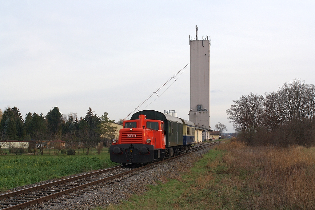 BIF 2060.14 am 22.November 2015 mit dem SBED 93960 in Wilfersdorf-Hobersdorf.