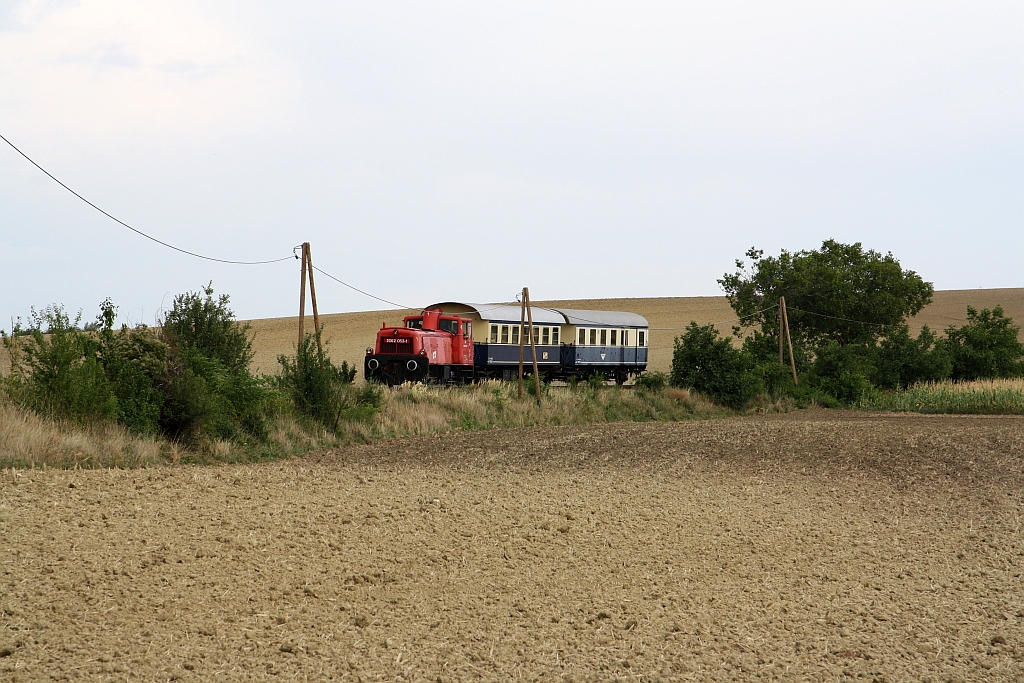 BIF 2062 053-1 am 27.August 2017 mit dem SLP 17112 unterwegs zwischen Matzen und Raggendorf.