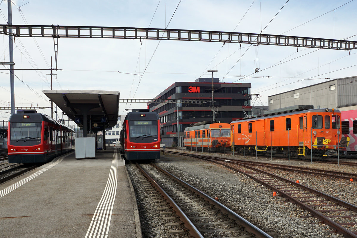 BIPPERLISI.
Aare Seeland mobil/ASm.
Fahrzeugparade in Langenthal vom 6. April 2019 mit Be 4/8 113, Be 4/8 112, De 4/4 321 sowie De 4/4 121.
Foto: Walter Ruetsch