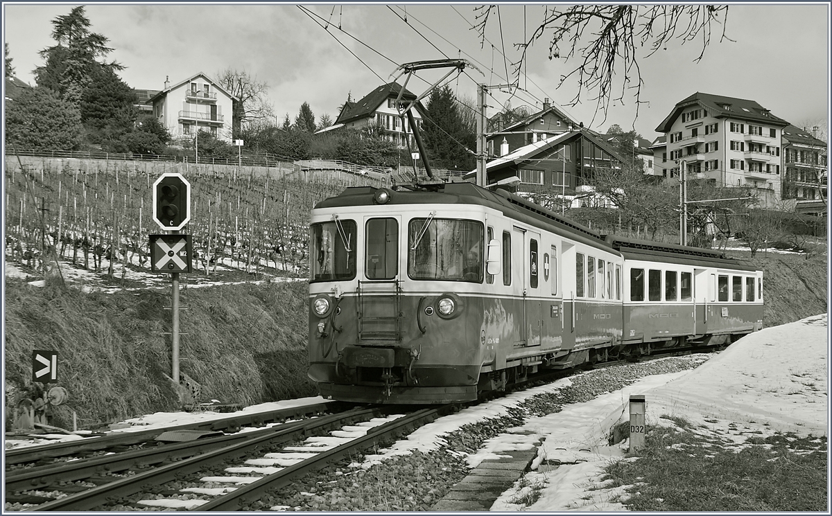 Bis 2019 werden die MOB ABDe 8/8 zum Teil noch Betriebsbereit bei der MOB verbleiben, doch schon im Frühjahr 2010 fand mit dem ABDe 8/8 4001 SUISSE eine Abschiedsfahrt statt. 
Das Bild zeigt den Zug bei der Ankunft in St-Légier Gare.
7. Feb. 2007