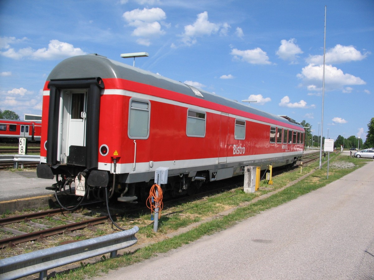 Bistrowagen der Südostbayernbahn. Mühldorf, 22.05.2011.